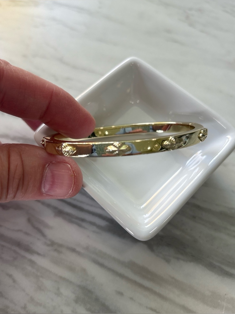Kendra Scott Abbie Hinge Bangle Bracelet Gold Tone, with medallion motif